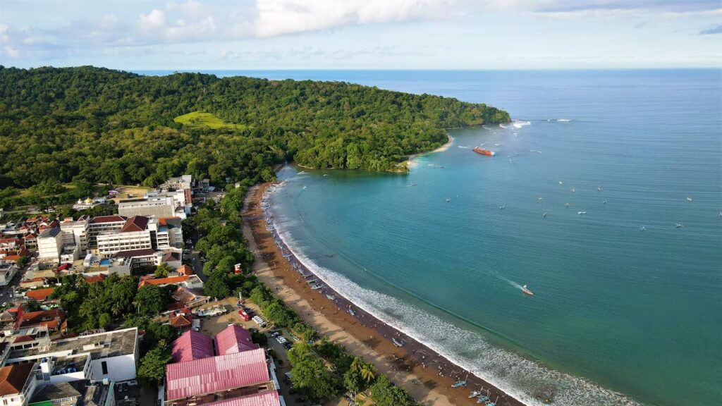 spot sunrise dan sunset di pangandaran