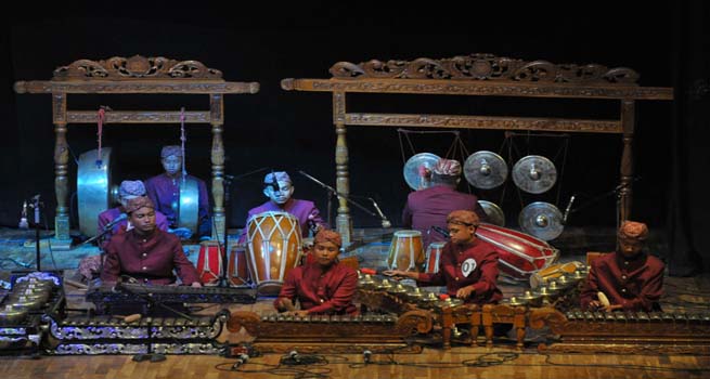 Kesenian Khas Jawa Barat Yang Mendunia